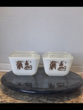 Two Pyrex Early American Refrigerator Dishes